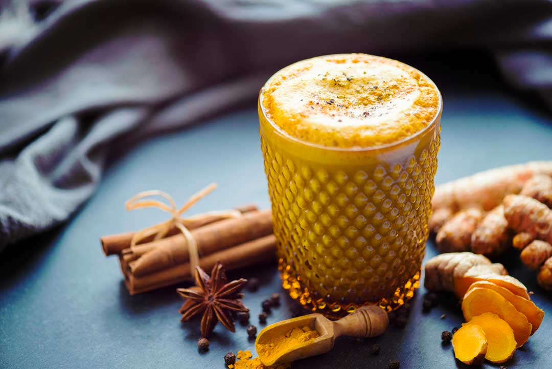 kurkuma latte recept